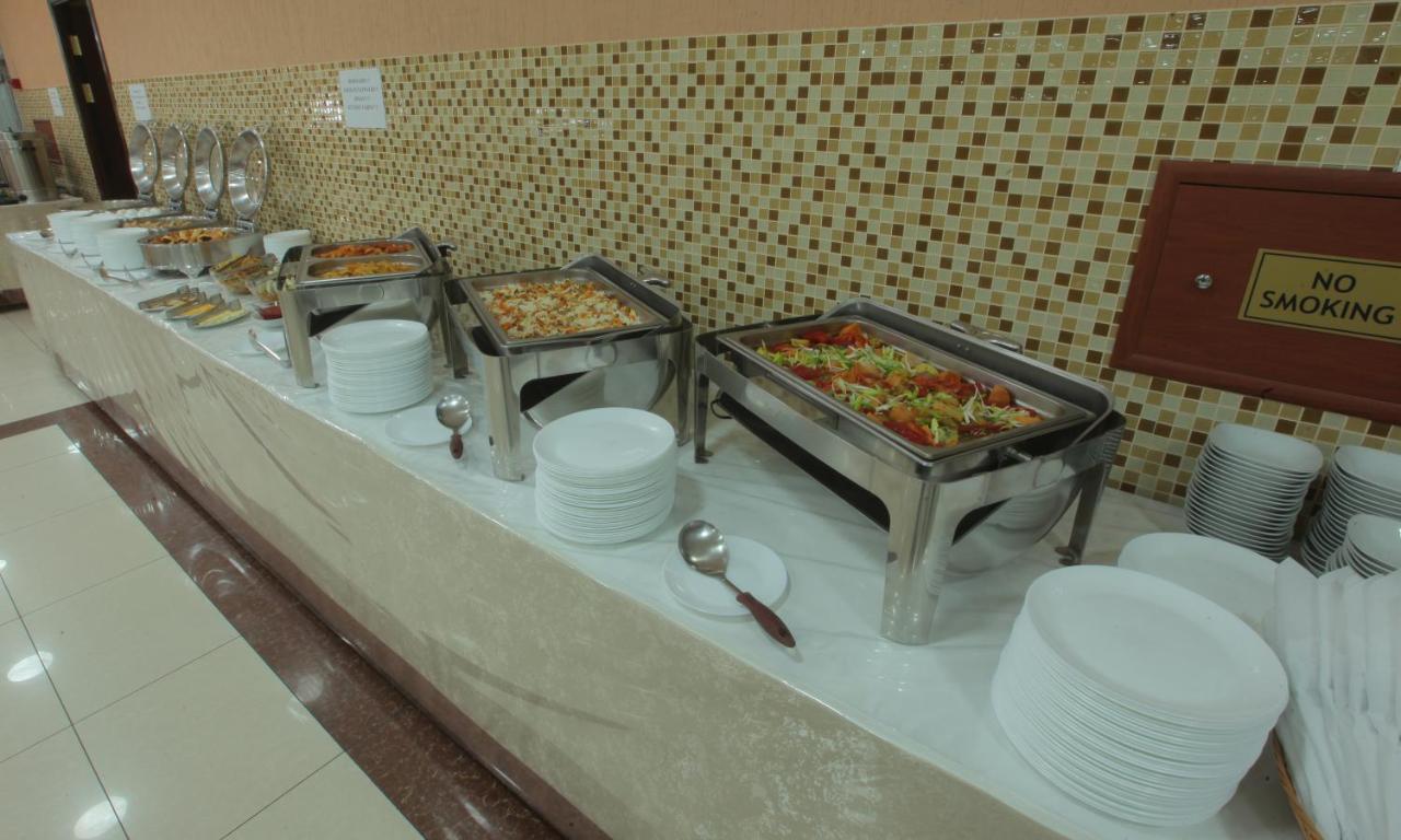 Rohat Hotel Chilonzor Tasjkent Buitenkant foto
