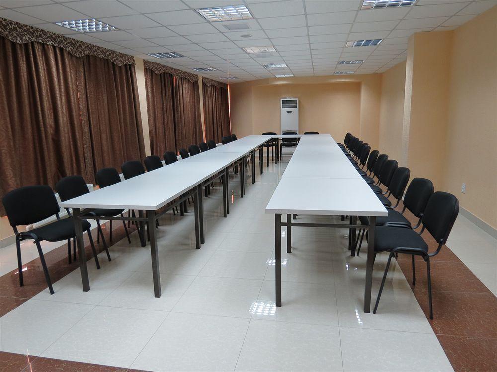 Rohat Hotel Chilonzor Tasjkent Buitenkant foto