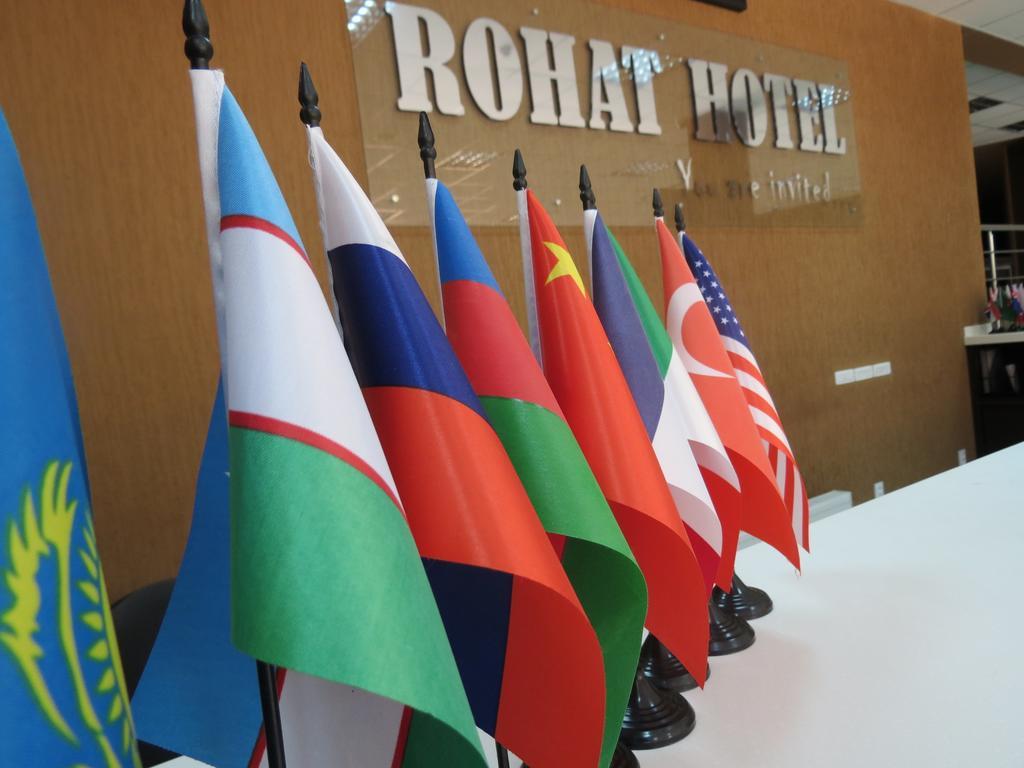 Rohat Hotel Chilonzor Tasjkent Buitenkant foto